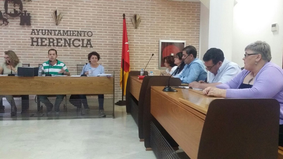 El Equipo de gobierno aprueba en Pleno la cancelación de más del 62% de la deuda municipal
