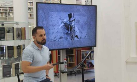 El criminólogo Israel Córdoba imparte una charla sobre la figura del psicópata en el cine