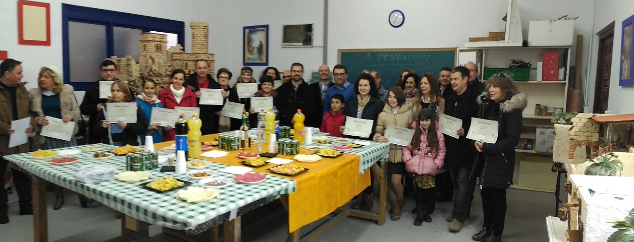 Entregados los diplomas del curso de belenismo que pone en marcha la Asociación alcazareña de belenismo
