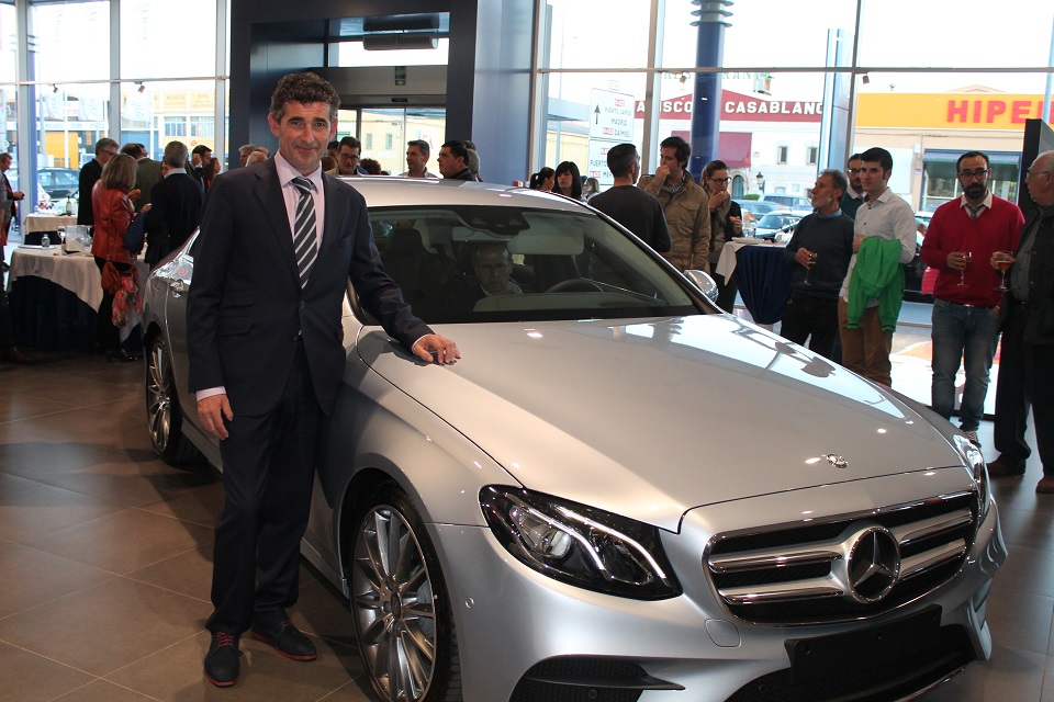 Mercedes Benz