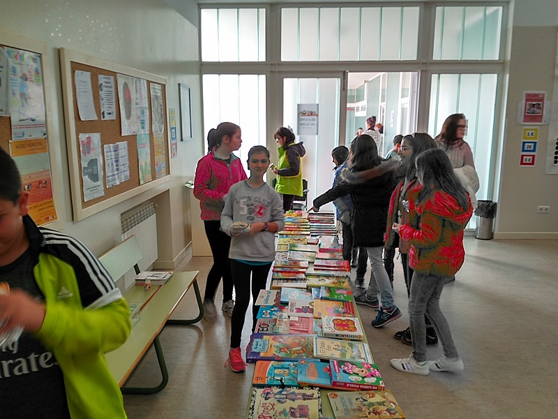 Afanion organiza actividades de fomento del hábito de lectura en diferentes colegios de Alcázar