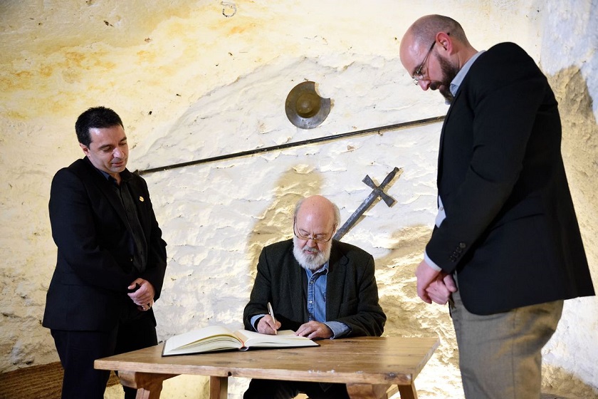 José Luis Cuerda recibe el reconocimiento “Ingenioso Hidalgo de la Mancha”