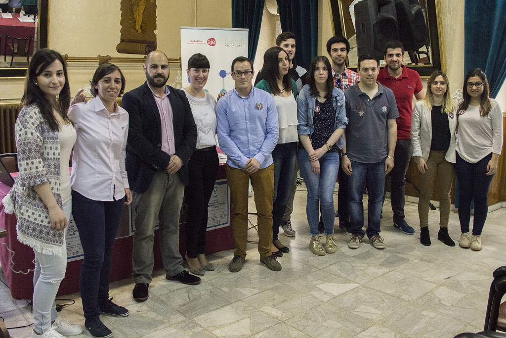 Celebrado en Tomelloso un taller de motivación al autoempleo organizado por AJE