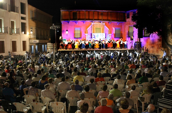 50 años Trovadores de la Mancha 02