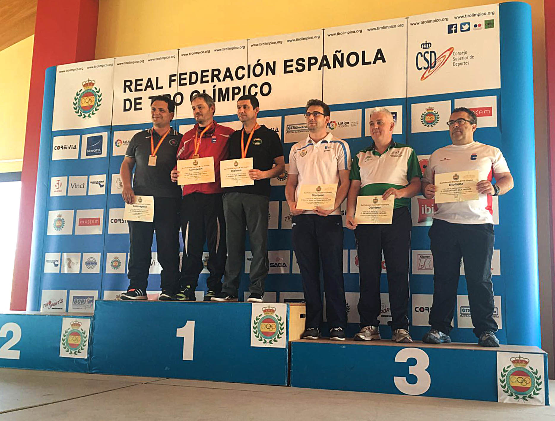 Gabriel Moya bronce en la copa de SS.MM. del Rey y la Reina de pistola libre 50 m.
