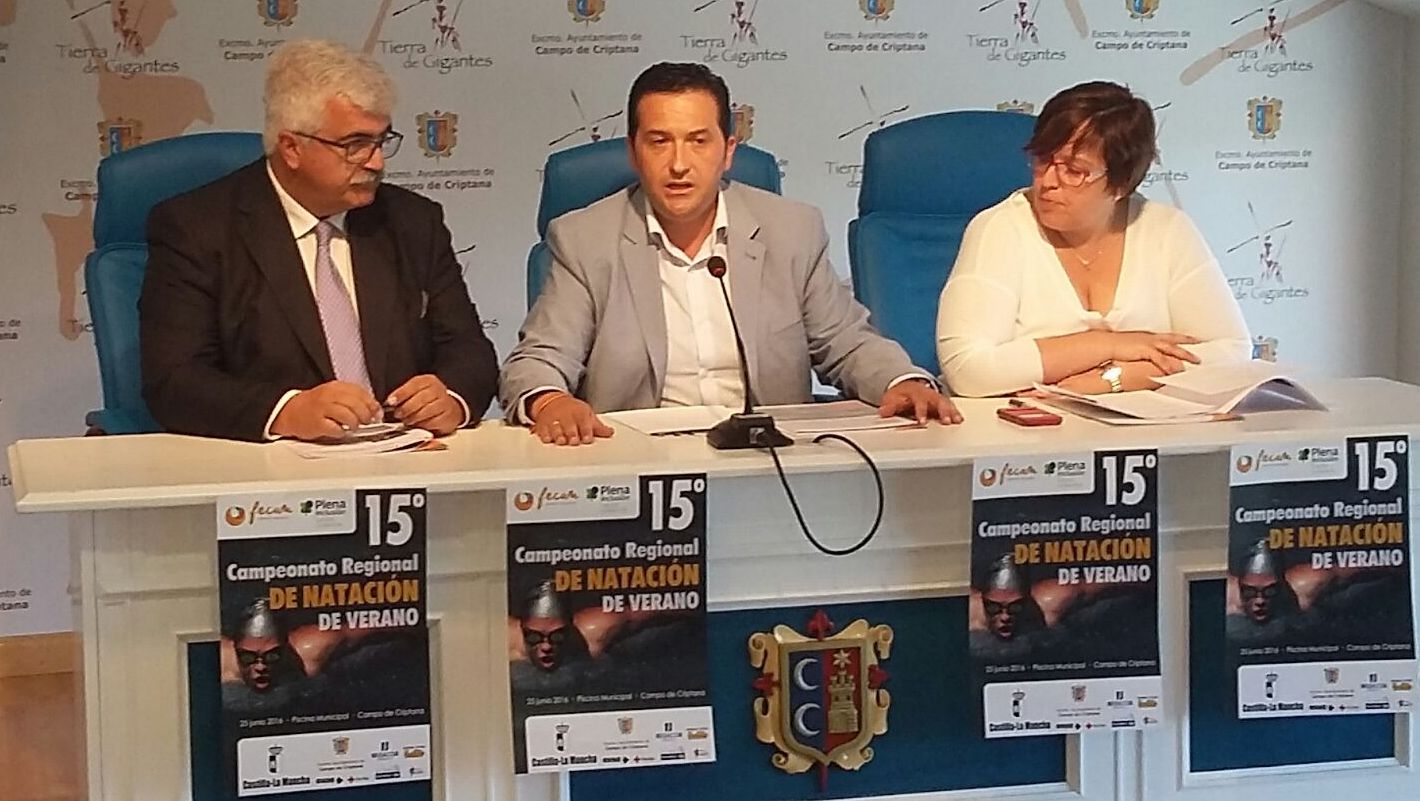 Ayuntamiento, Junta y FECAM unidos para organizar el XV Campeonato Regional de Natación de verano