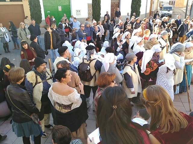 La Cabalgata del Bautismo de Miguel de Cervantes cerró los actos de las III Jornadas de Vino y Bautismo Qervantino en Alcázar de San Juan