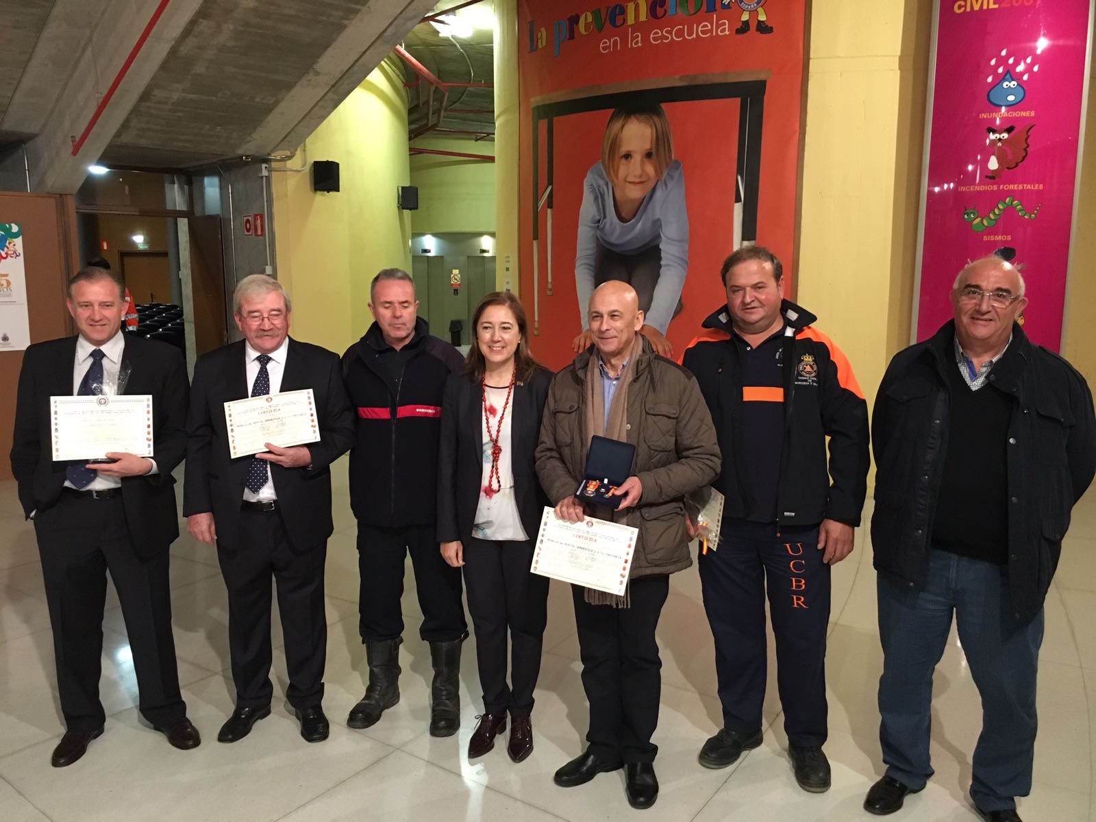 El Ayuntamiento de Socuéllamos distinguido con la placa al mérito colectivo en categoría de oro por la asociación de voluntarios de protección civil