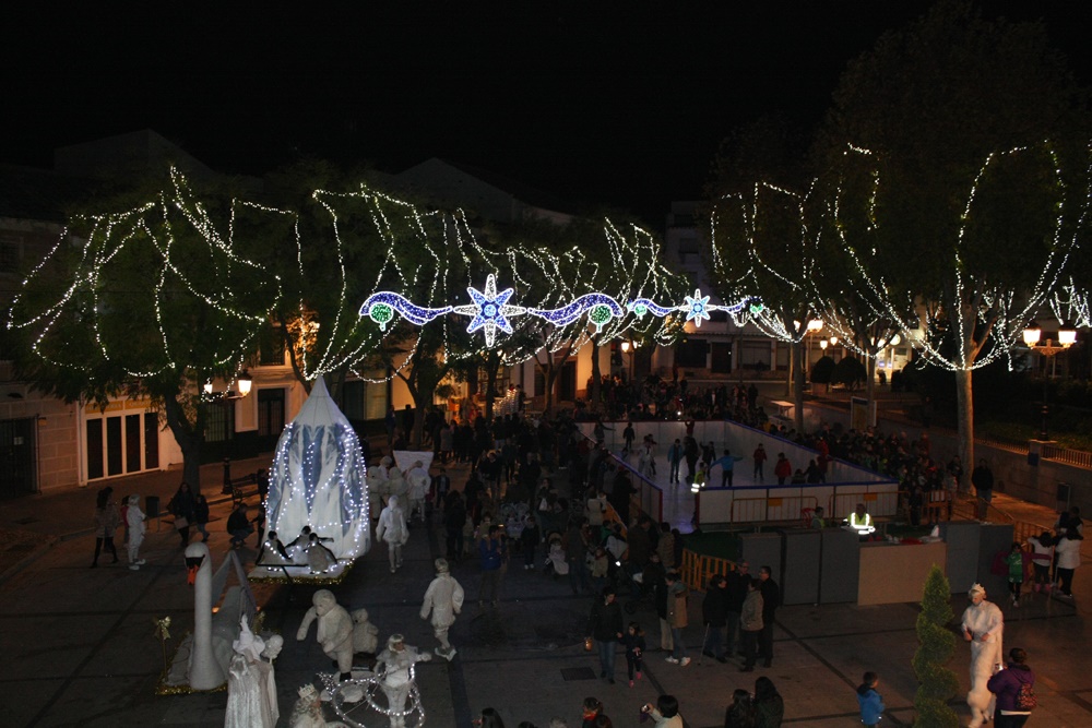 Campo de Criptana recibe la Navidad con ampliación del alumbrado, pasacalles infantil y comercios abiertos