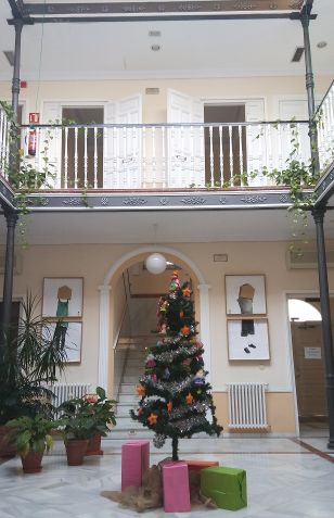 La solidaridad herenciana hace que un centenar de familias cuenten con juguetes esta Navidad
