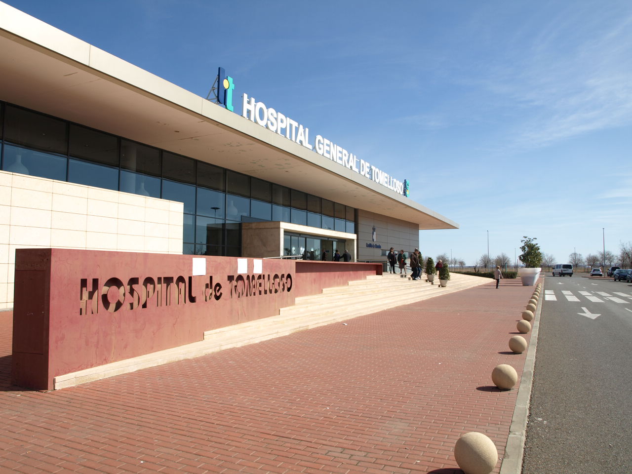 El Hospital de Tomelloso convoca un concurso para el diseño del logo y el lema conmemorativo del décimo aniversario del centro
