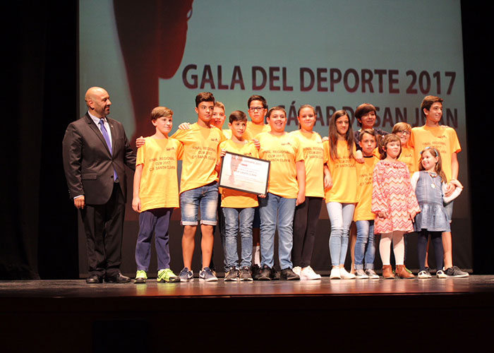 Deportistas y clubes alcazareños tuvieron su reconocimiento en la II Gala del Deporte alcazareña