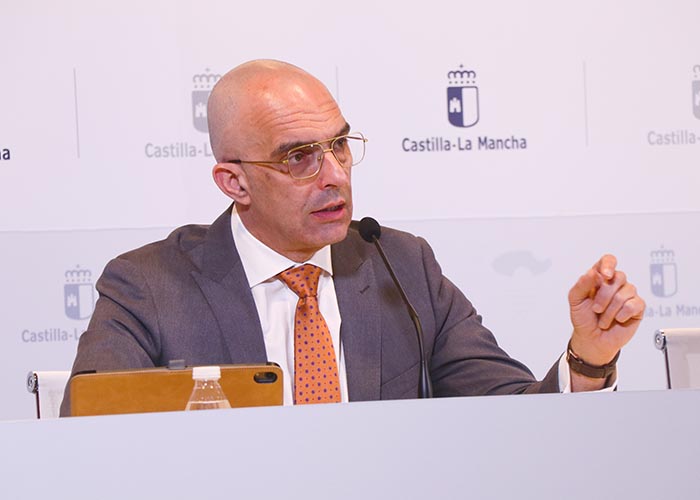Entrevista con Juan Camacho, Director General de Salud Pública y portavoz oficial de la gestión y seguimiento de la incidencia del coronavirus en Castilla-La Mancha