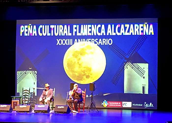 La Peña Flamenca de Alcázar celebra su 33 aniversario con una gala en el Auditorio Municipal