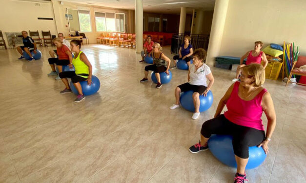 El Centro de Mayores de Herencia inicia un nuevo curso ofreciendo prácticas saludables y promocionando el envejecimiento activo