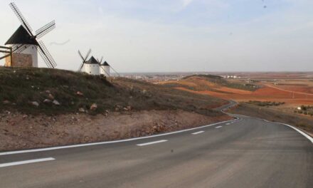 El Cerro de San Antón ya cuenta con un camino asfaltado exclusivo para autocares