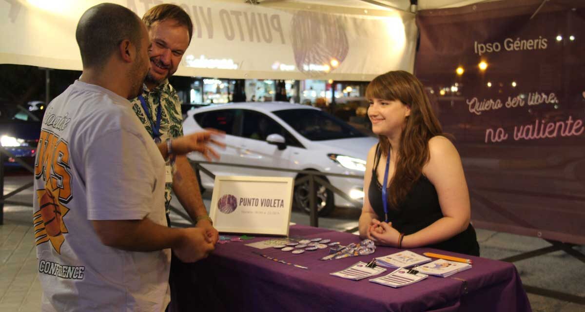 Un año más, la Feria de Alcázar de San Juan instala en el entorno de los multicines un Punto Violeta