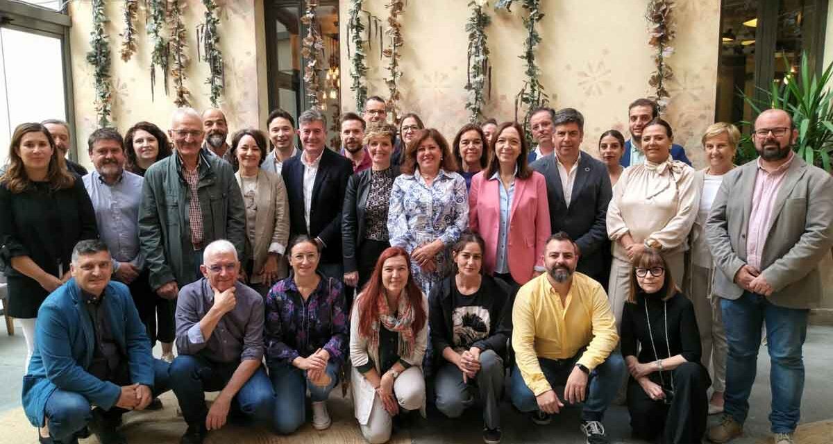 La alcaldesa de Alcázar de San Juan es reelegida presidenta de la Asociación Española de Ciudades del Vino