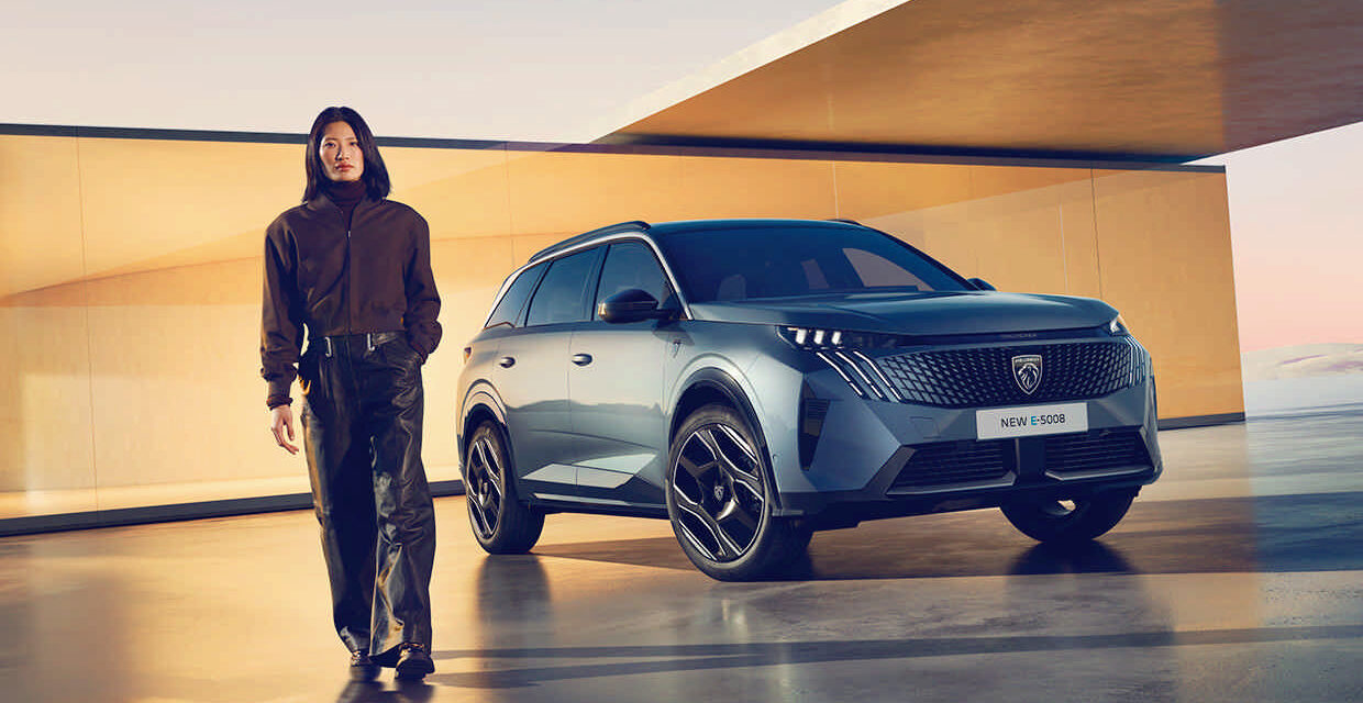 Nuevo Peugeot E-5008, un SUV eléctrico sofisticado, de clase superior