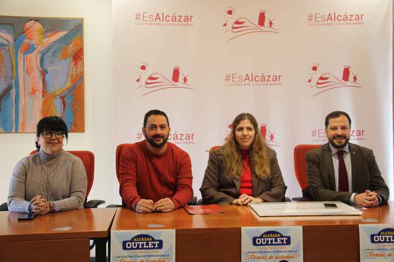 La Feria del Stock ‘Alcázar Outlet’ regresa los días 7, 8 y 9 de febrero con 23 establecimientos en los Jardines Mabel
